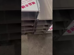 उच्च टिकाऊ स्टेनलेस स्टील केबल ट्रे अनुकूलित लंबाई आसान स्थापना कम रखरखाव