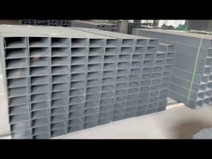 अनुकूलन योग्य ग्रेड ए फायर सेफ केबल ट्रे प्रभाव प्रतिरोध स्टेनलेस स्टील ट्रे में चांदी खत्म